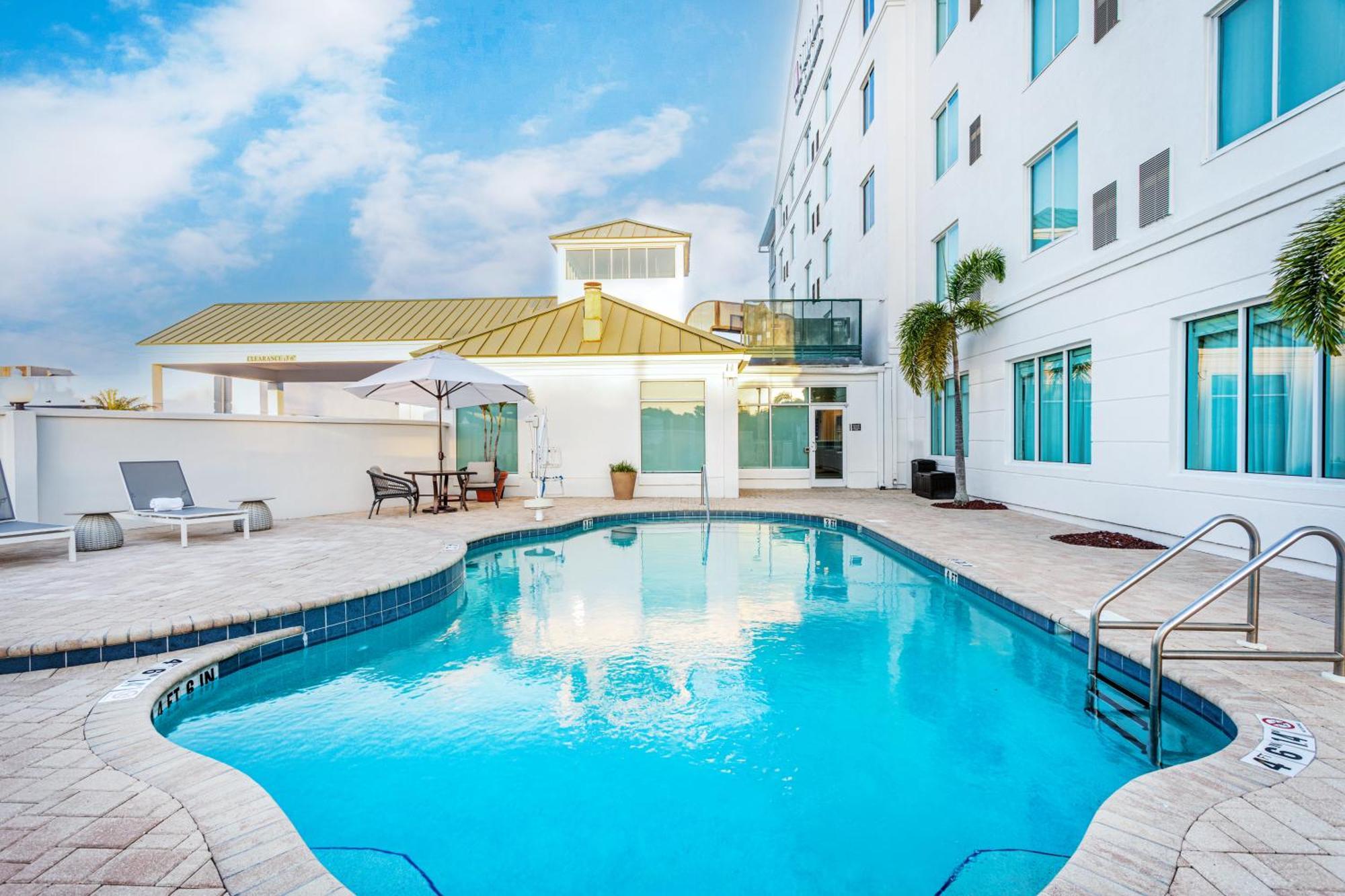 Hilton Garden Inn Tampa Northwest/Oldsmar Buitenkant foto